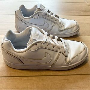 Nike Ebernon Low Mens 8 - Used